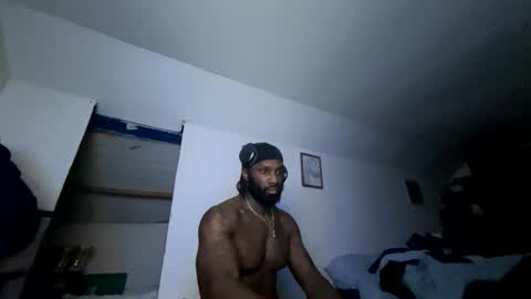 slaythereal3 online show from December 1, 2025, 5:01 am