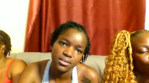 sleek_ass online show from February 26, 2025, 1:43 am