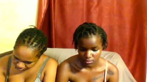 sleek_ass online show from February 28, 2025, 6:09 pm