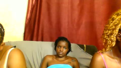 sleek_ass online show from March 3, 2025, 2:58 am