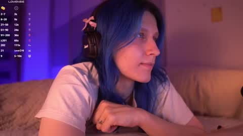 Sonya online show from October 5, 2025, 8:07 pm