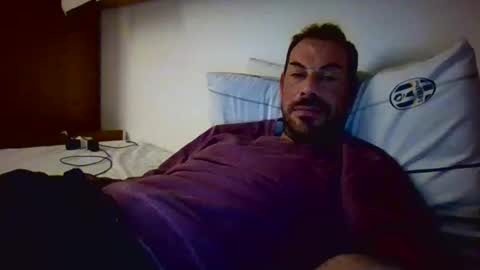 Snapshot of slevin1983 chatting on December 10, 2024, 10:47 pm slevin online show from December 10, 2024, 10:47 pm