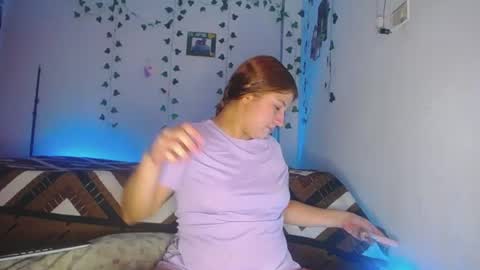 sleyandluna1 online show from July 2, 2026, 2:33 am