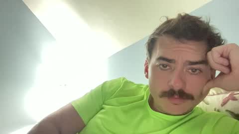 Snapshot of slickmass chatting on September 13, 2025, 12:43 am SlickMass online show from September 13, 2025, 12:43 am