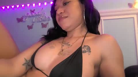Slim citygurl online show from December 31, 2024, 5:55 am