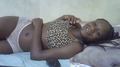 Snapshot of slim_girl3 chatting on February 9, 2025, 11:58 am slim_girl3 online show from February 9, 2025, 11:58 am