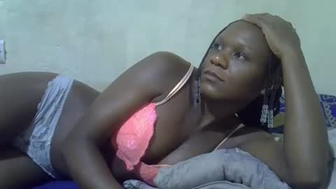 Snapshot of slim_girl3 chatting on February 11, 2025, 7:54 am slim_girl3 online show from February 11, 2025, 7:54 am