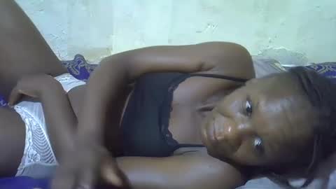 Snapshot of slim_girl3 chatting on February 12, 2025, 5:16 pm slim_girl3 online show from February 12, 2025, 5:16 pm