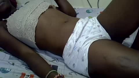 slim_kiteey online show from June 21, 2026, 11:24 am