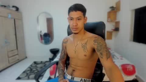 slim_master12 online show from September 16, 2025, 4:02 am