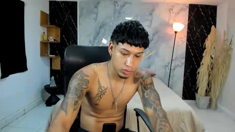 slim_master12 online show from May 5, 2026, 11:46 pm