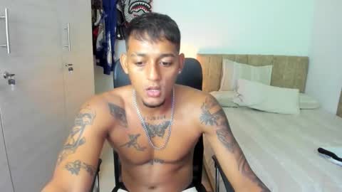 slim_master12 online show from May 9, 2026, 11:21 pm