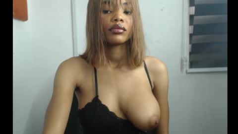Slim queen2 online show from June 15, 2026, 8:05 am