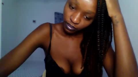 Snapshot of slimandthick1 chatting on March 2, 2026, 8:43 am slimandthick1 online show from March 2, 2026, 8:43 am