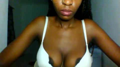Snapshot of slimandthick1 chatting on March 16, 2026, 8:46 pm slimandthick1 online show from March 16, 2026, 8:46 pm