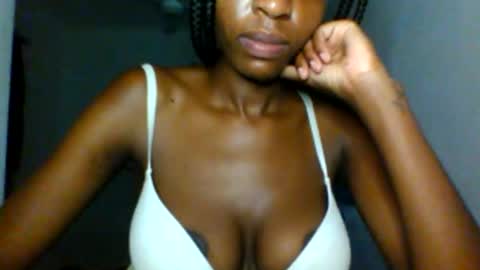 slimandthick1 online show from April 7, 2026, 7:25 pm
