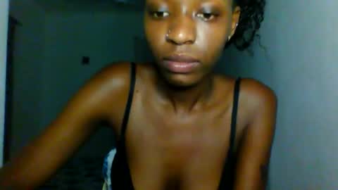 slimandthick1 online show from May 4, 2026, 6:37 pm
