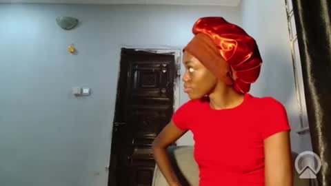 Snapshot of slimbaby16 chatting on November 26, 2025, 5:19 am Slim online show from November 26, 2025, 5:19 am