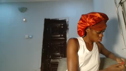 Snapshot of slimbaby16 chatting on December 2, 2025, 5:02 am Slim online show from December 2, 2025, 5:02 am