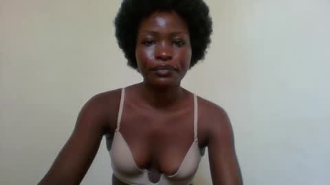 Snapshot of slimdiva chatting on May 15, 2026, 6:42 am slimdiva online show from May 15, 2026, 6:42 am
