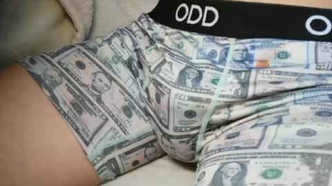 Snapshot of slimhungyvng chatting on June 24, 2026, 5:34 pm slimhungyvng online show from June 24, 2026, 5:34 pm