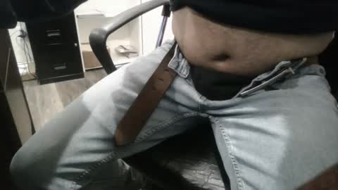 Snapshot of slimjimorange9 chatting on October 30, 2025, 12:34 am slimjimorange9 online show from October 30, 2025, 12:34 am