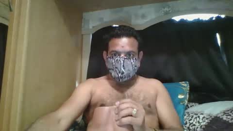 Snapshot of slimjimorange9 chatting on April 18, 2026, 12:14 am slimjimorange9 online show from April 18, 2026, 12:14 am