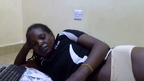slimmygal online show from January 28, 2025, 3:15 am