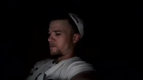 Snapshot of slimsleezy099 chatting on September 22, 2025, 12:40 pm Slimsleezy online show from September 22, 2025, 12:40 pm