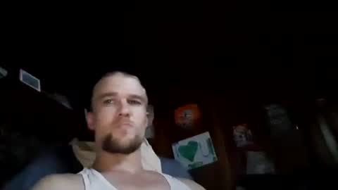 Snapshot of slimsleezy099 chatting on September 23, 2025, 9:56 am Slimsleezy online show from September 23, 2025, 9:56 am