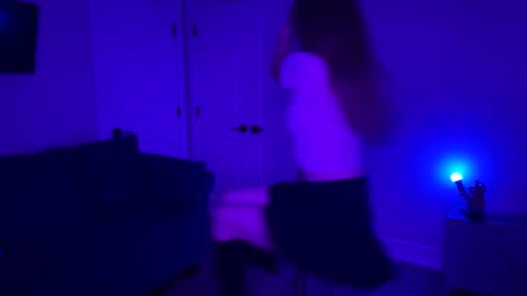 slimsodangerous online show from April 18, 2026, 12:47 am