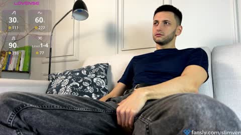 Snapshot of slimvers chatting on January 8, 2025, 6:52 am Art  online show from January 8, 2025, 6:52 am