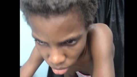 slimzyxdoll online show from February 21, 2025, 12:39 pm