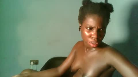 Snapshot of slimzyxdoll chatting on September 19, 2025, 1:29 am slimzyxdoll online show from September 19, 2025, 1:29 am