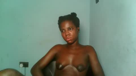 Snapshot of slimzyxdoll chatting on October 6, 2025, 4:43 am slimzyxdoll online show from October 6, 2025, 4:43 am