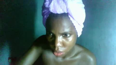 Snapshot of slimzyxdoll chatting on October 7, 2025, 8:39 pm slimzyxdoll online show from October 7, 2025, 8:39 pm