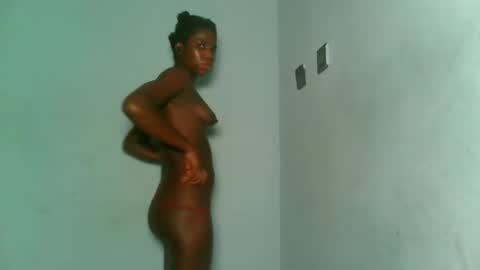 Snapshot of slimzyxdoll chatting on October 9, 2025, 11:25 pm slimzyxdoll online show from October 9, 2025, 11:25 pm