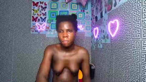 Snapshot of slimzyxdoll chatting on October 26, 2025, 10:58 pm slimzyxdoll online show from October 26, 2025, 10:58 pm