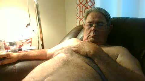 slippery_duck online show from September 24, 2025, 1:58 pm