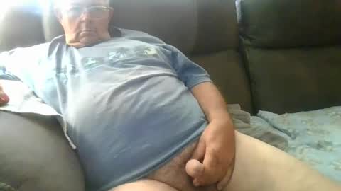 slippery_duck online show from July 18, 2026, 3:05 pm