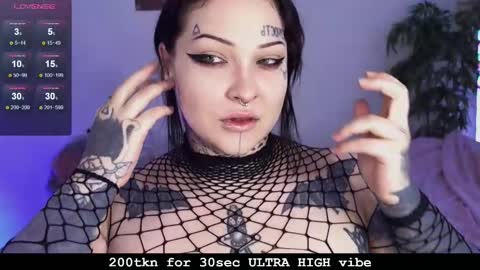 Snapshot of slobbergirl chatting on January 13, 2026, 12:10 pm Kira Khanina online show from January 13, 2026, 12:10 pm