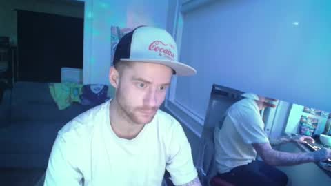 Snapshot of slomoblendz chatting on March 12, 2025, 10:48 am slomoblendz online show from March 12, 2025, 10:48 am