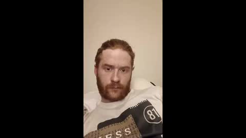 Snapshot of slomoblendz chatting on January 8, 2026, 1:46 pm slomoblendz online show from January 8, 2026, 1:46 pm