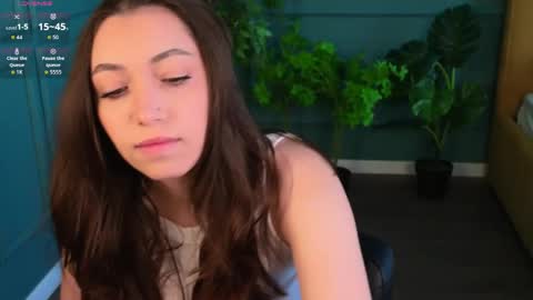 Emilia online show from April 27, 2026, 12:14 pm