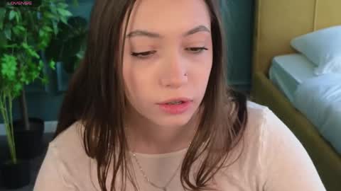 Emilia online show from May 9, 2026, 12:54 pm