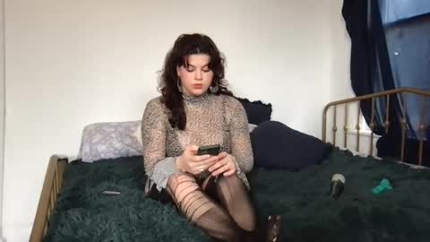 Snapshot of slowburnrenee chatting on February 5, 2025, 3:52 pm Renee online show from February 5, 2025, 3:52 pm