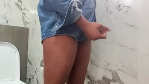 slowmooo_42069 online show from March 19, 2026, 11:14 am