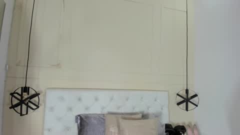 Luna online show from December 30, 2024, 5:23 pm