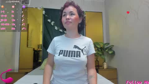 Snapshot of slut_milf4u chatting on December 12, 2024, 11:29 am Paola online show from December 12, 2024, 11:29 am