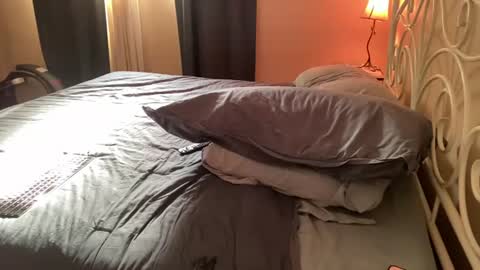 slut online show from June 30, 2026, 12:39 pm